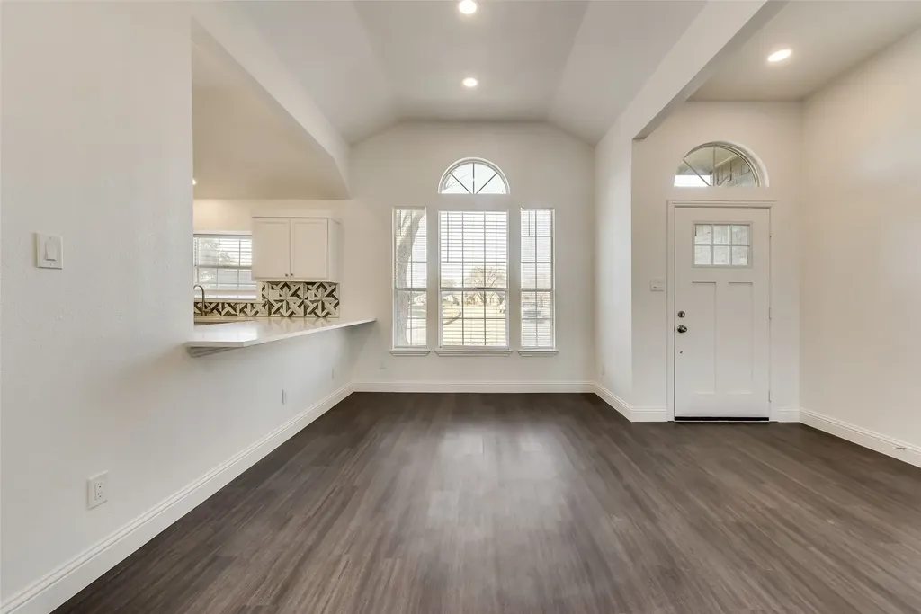 4165 Fryer Street The Colony TX 75056