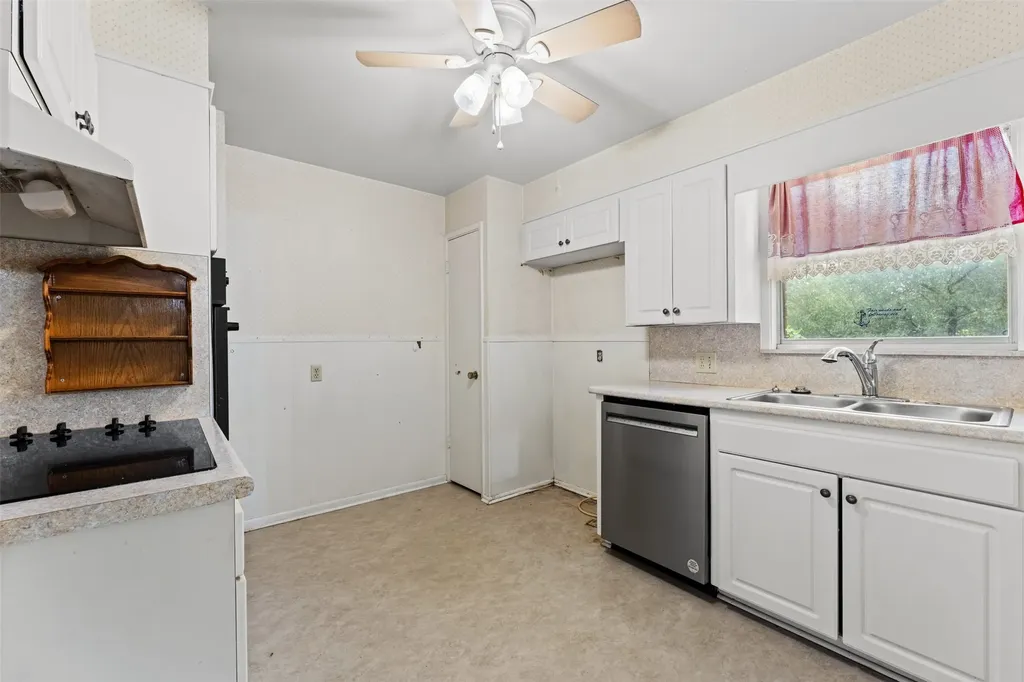 5700 Westlawn Drive Waco TX 76710