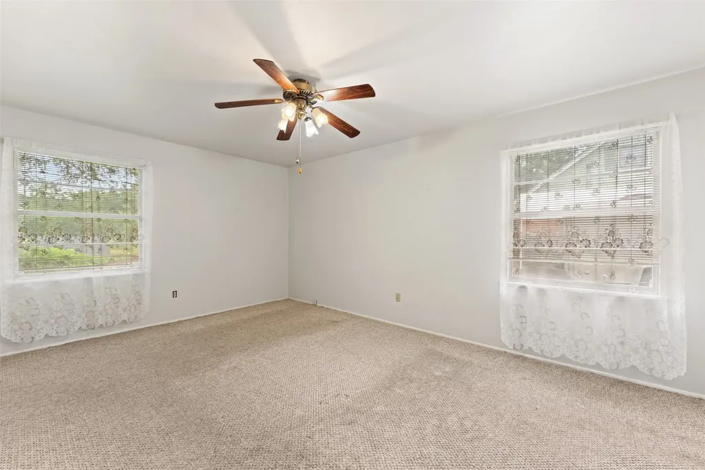 5700 Westlawn Drive Waco TX 76710