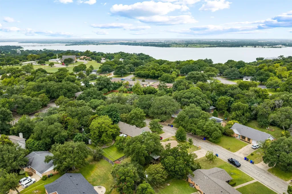 5700 Westlawn Drive Waco TX 76710