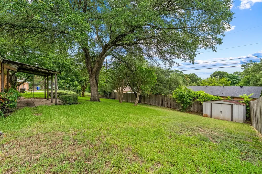 5700 Westlawn Drive Waco TX 76710