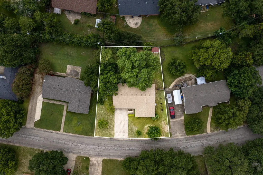 5700 Westlawn Drive Waco TX 76710