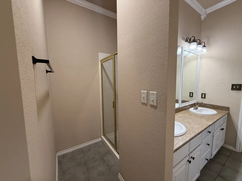 1107 Lyra Lane Arlington TX 76013