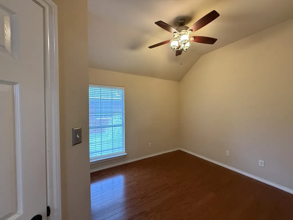1107 Lyra Lane Arlington TX 76013