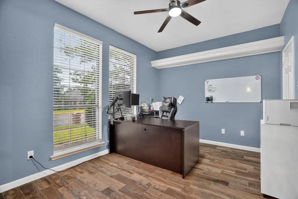 813 Cardinal Ridge Road Burleson TX 76028