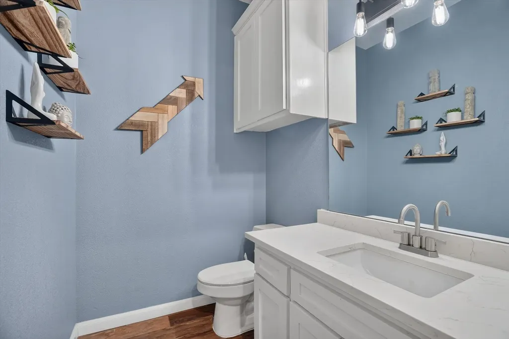 813 Cardinal Ridge Road Burleson TX 76028