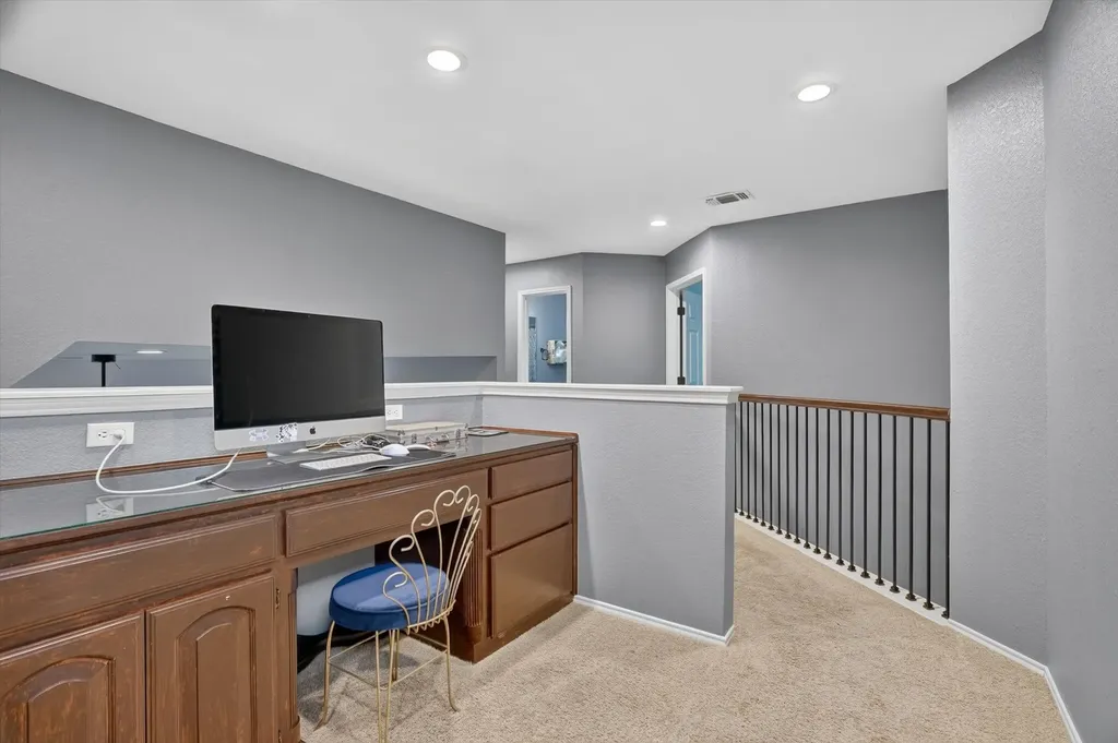 813 Cardinal Ridge Road Burleson TX 76028