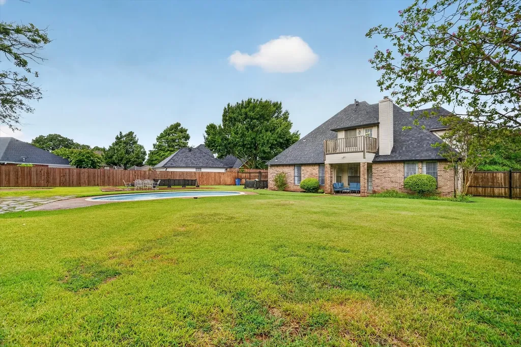 813 Cardinal Ridge Road Burleson TX 76028