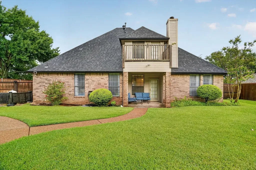 813 Cardinal Ridge Road Burleson TX 76028