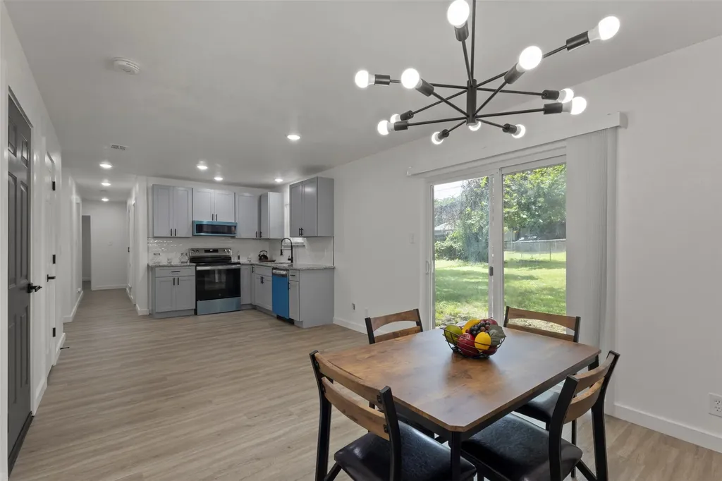 311 Arthur Drive Kennedale TX 76060