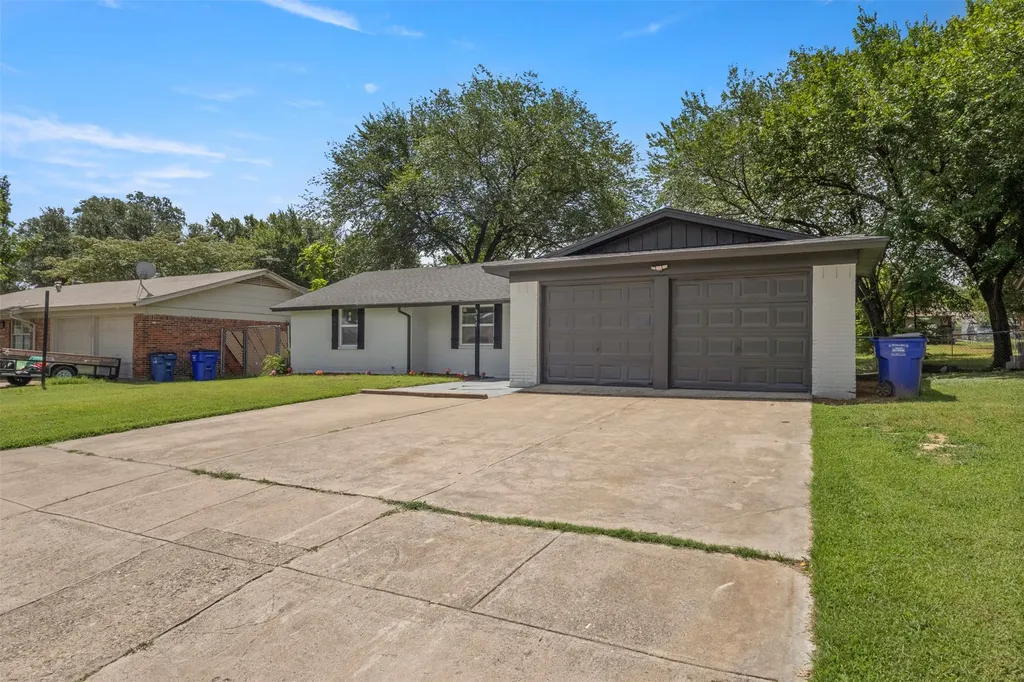 311 Arthur Drive Kennedale TX 76060