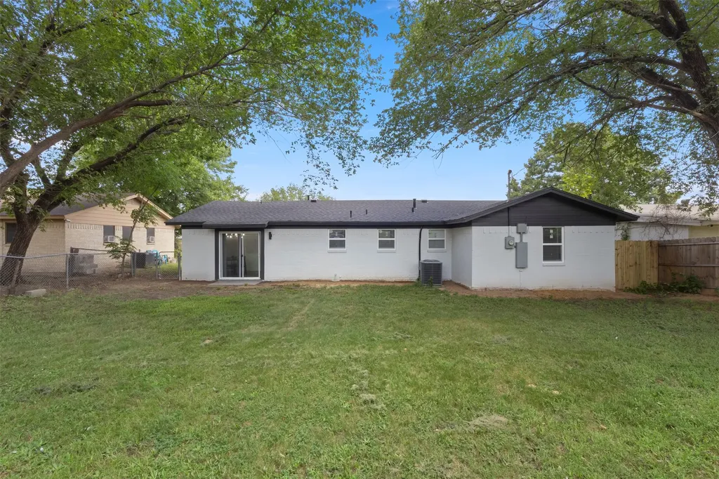311 Arthur Drive Kennedale TX 76060