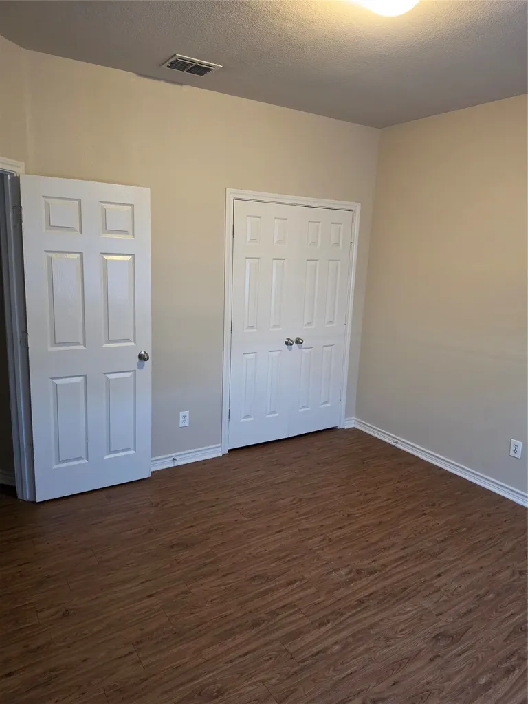 1743 Summerwood Lane Cedar Hill TX 75104