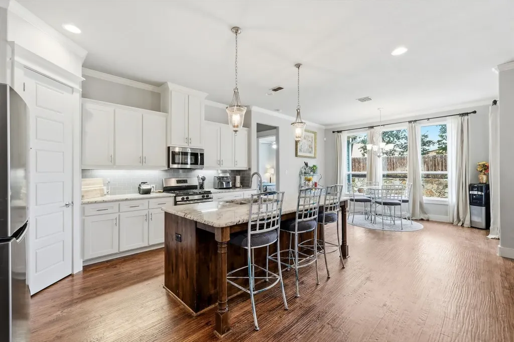 525 Hearth Terrace Argyle TX 76226