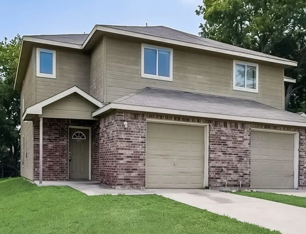 8011 Arbor Avenue Fort Worth TX 76116