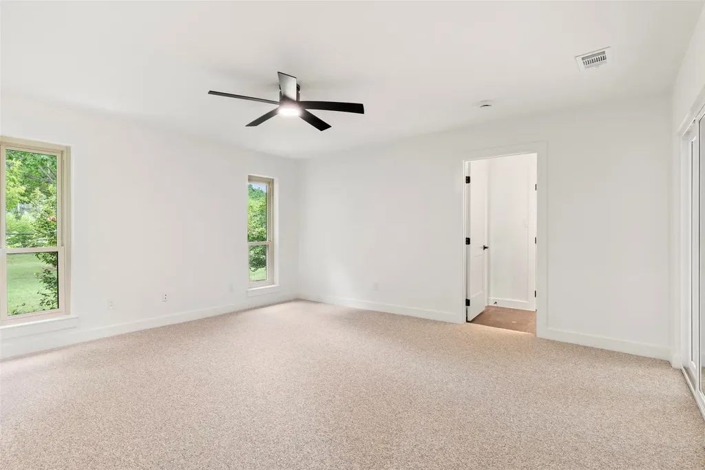 390 Holly Lane Lucas TX 75002