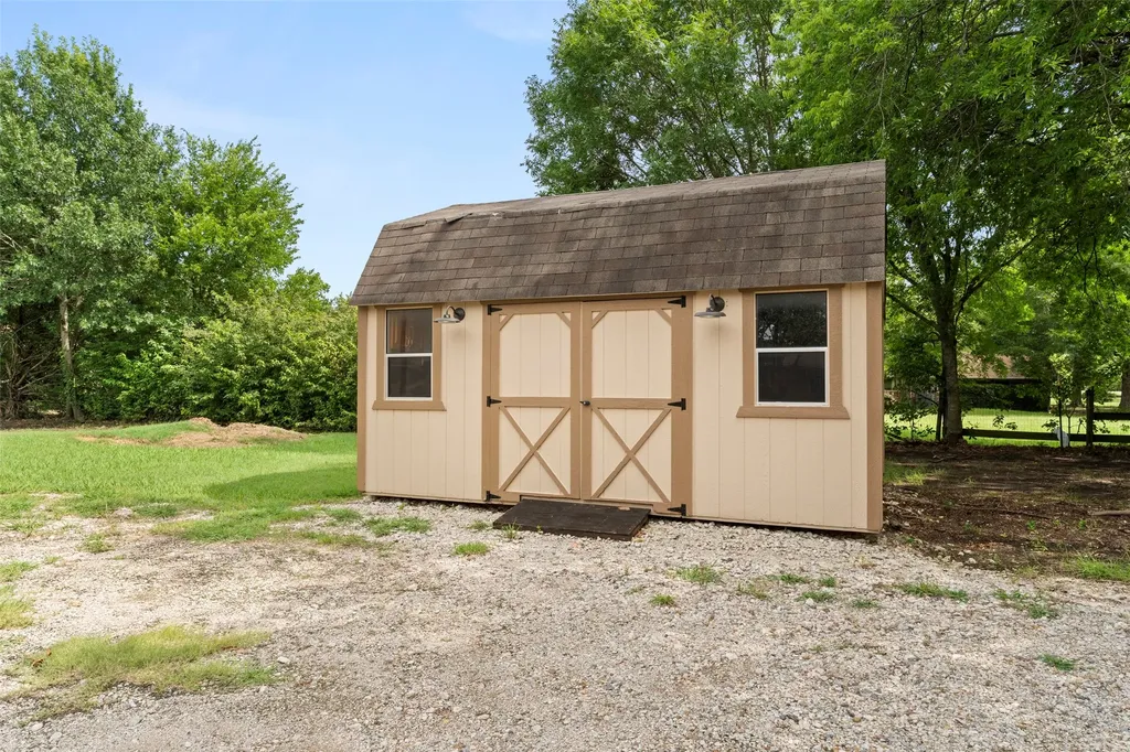 390 Holly Lane Lucas TX 75002