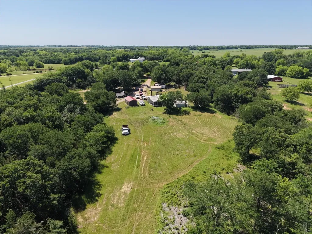 3700 County Road 4040 Whitewright TX 75491
