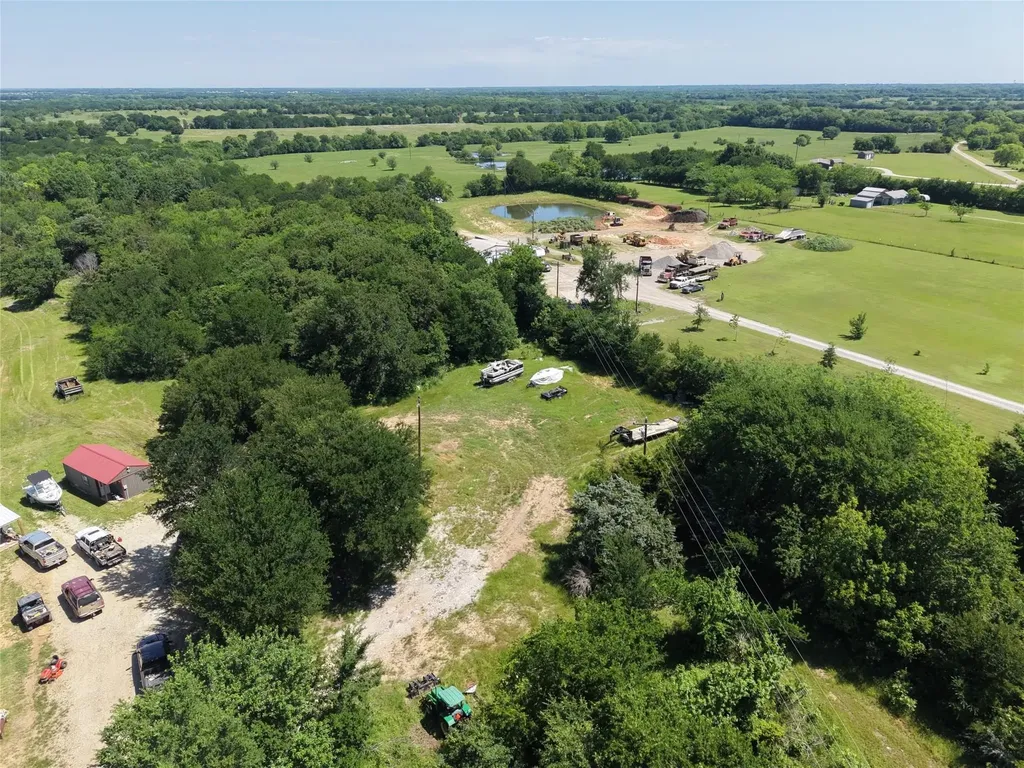 3700 County Road 4040 Whitewright TX 75491