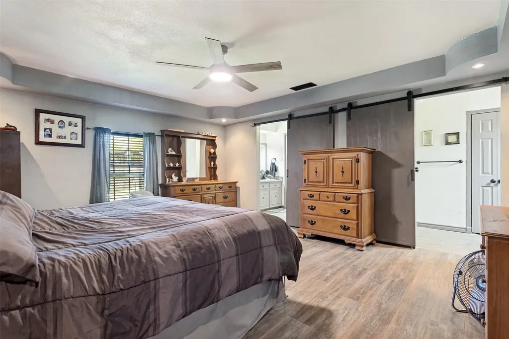 3217 Colonel Circle Garland TX 75043