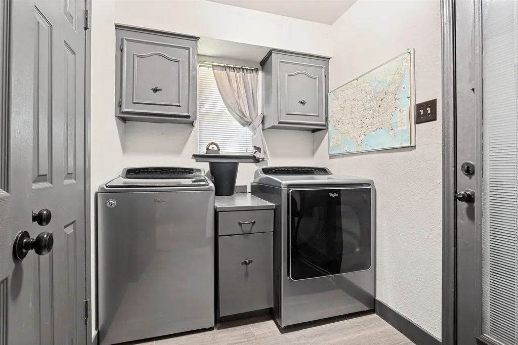 3217 Colonel Circle Garland TX 75043