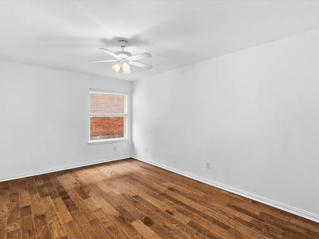 4601 Carlton Drive Garland TX 75043