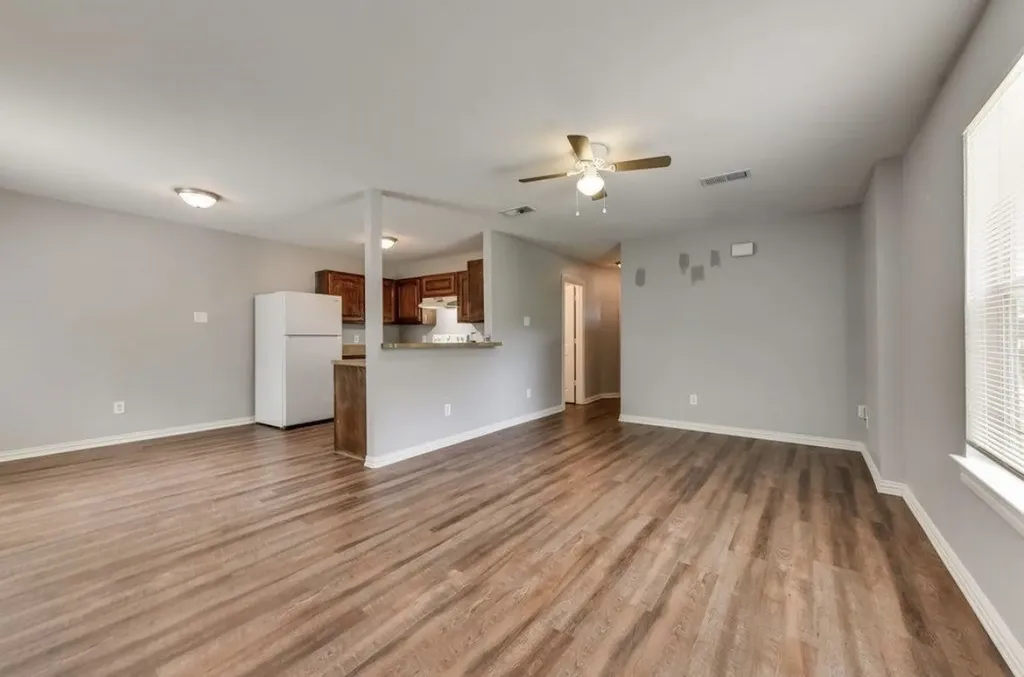 8009 Arbor Avenue Fort Worth TX 76116