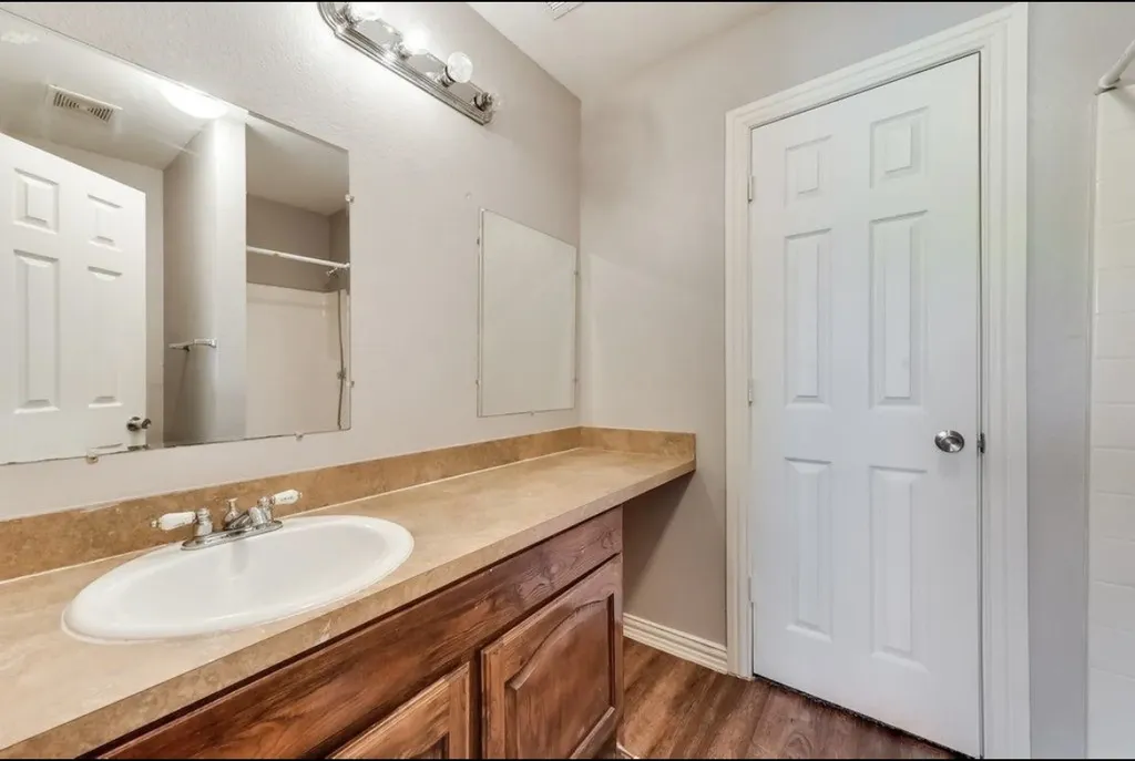 8009 Arbor Avenue Fort Worth TX 76116