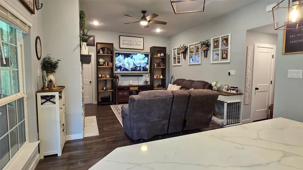 1320 Oak Valley Denton TX 76209