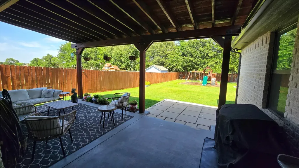 1320 Oak Valley Denton TX 76209