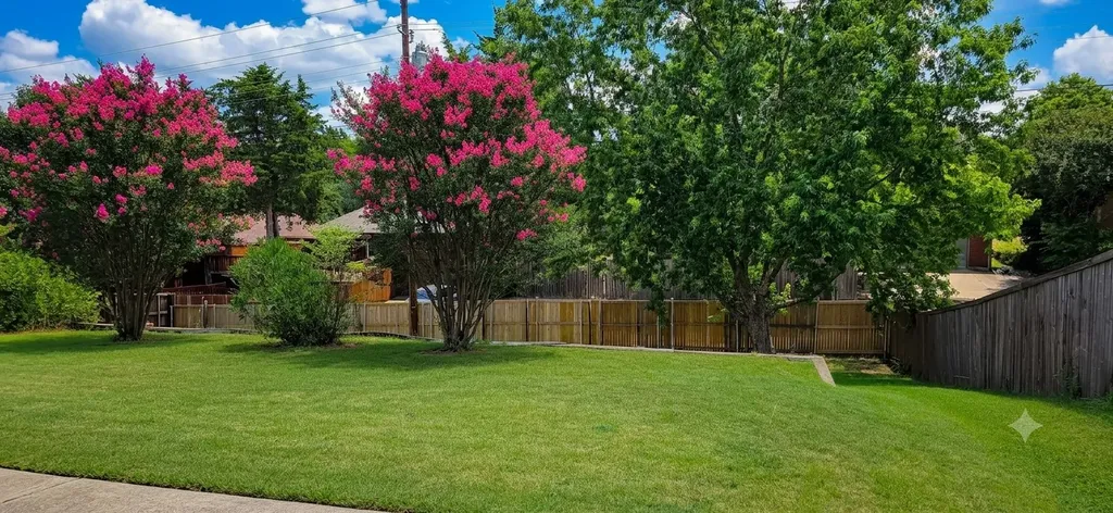 1108 Marisa Lane Desoto TX 75115