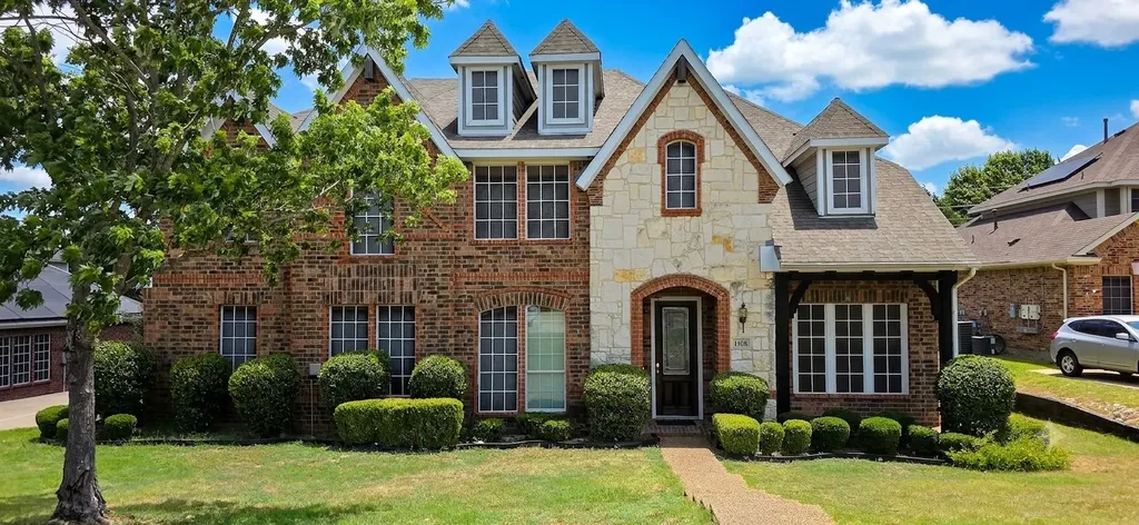 1108 Marisa Lane Desoto TX 75115