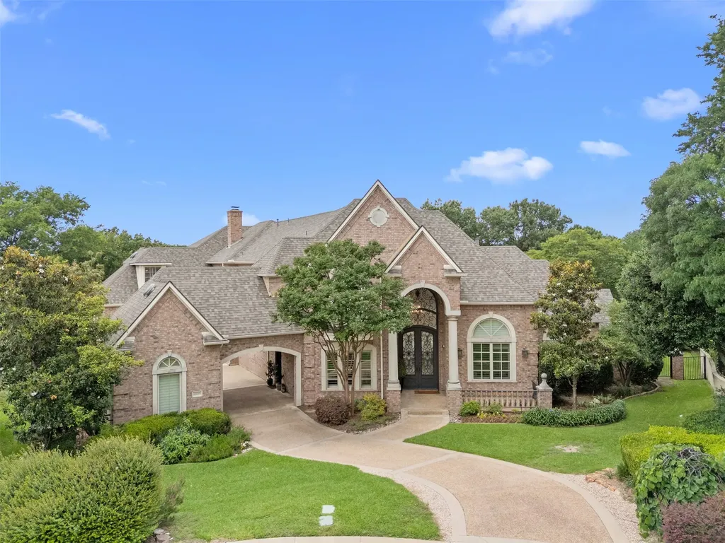 6605 Wood Hollow Court Plano TX 75024