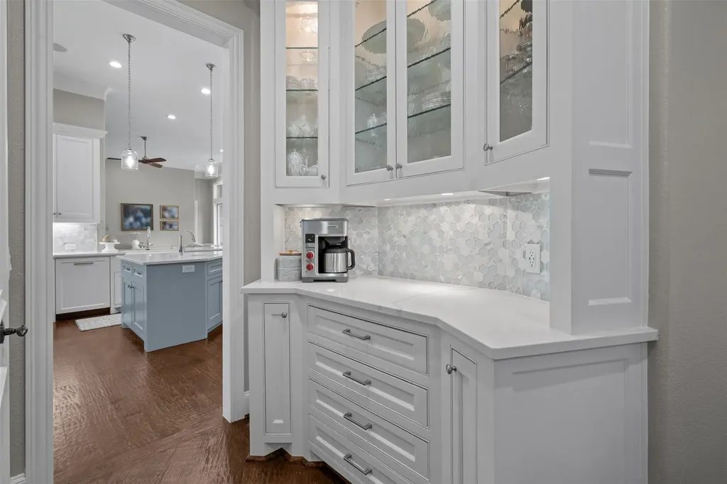 6605 Wood Hollow Court Plano TX 75024