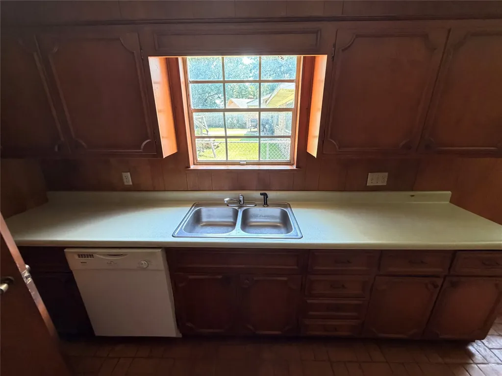1402 Circle Drive Cooper TX 75432