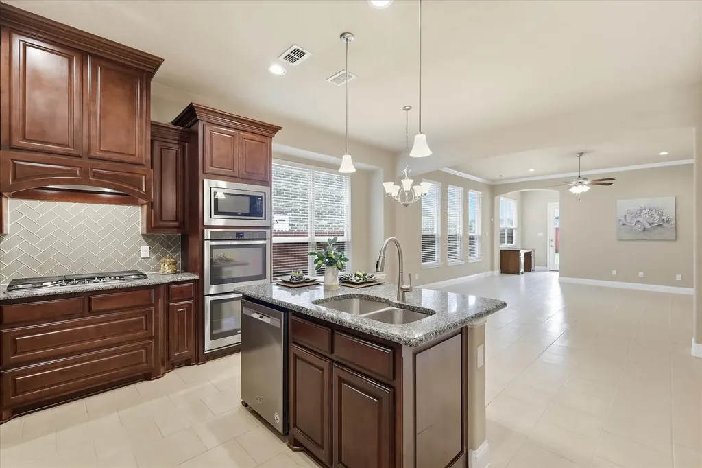 4332 Old Grove Way Fort Worth TX 76244