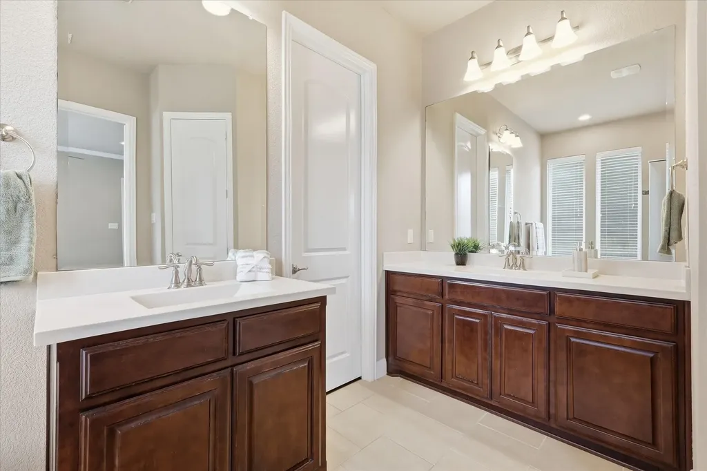 4332 Old Grove Way Fort Worth TX 76244