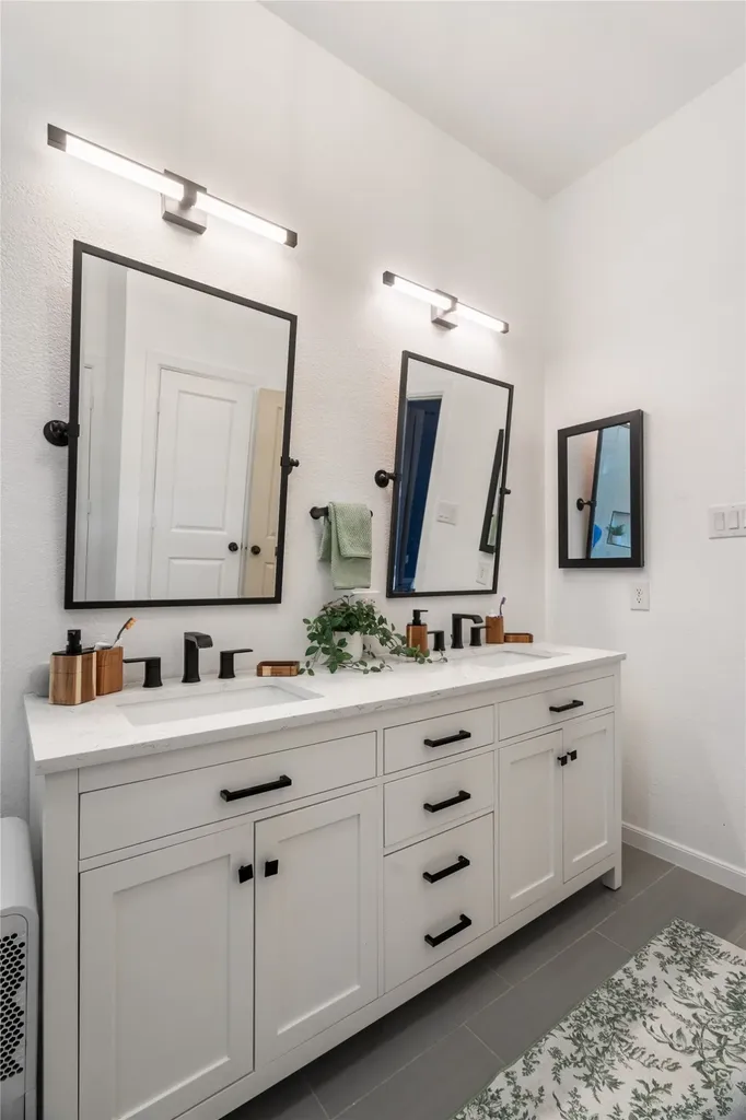 1050 Lone Ivory Trail Arlington TX 76005