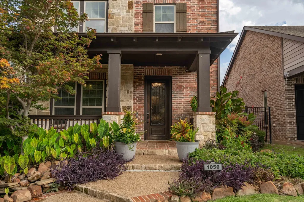 1050 Lone Ivory Trail Arlington TX 76005