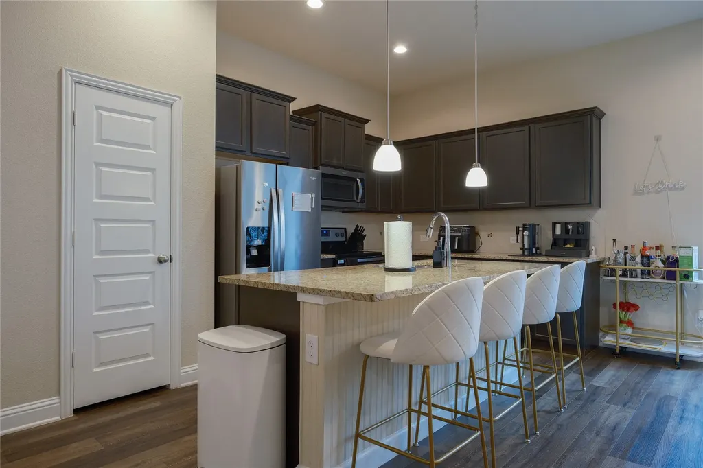1936 Bel Air Drive Arlington TX 76010