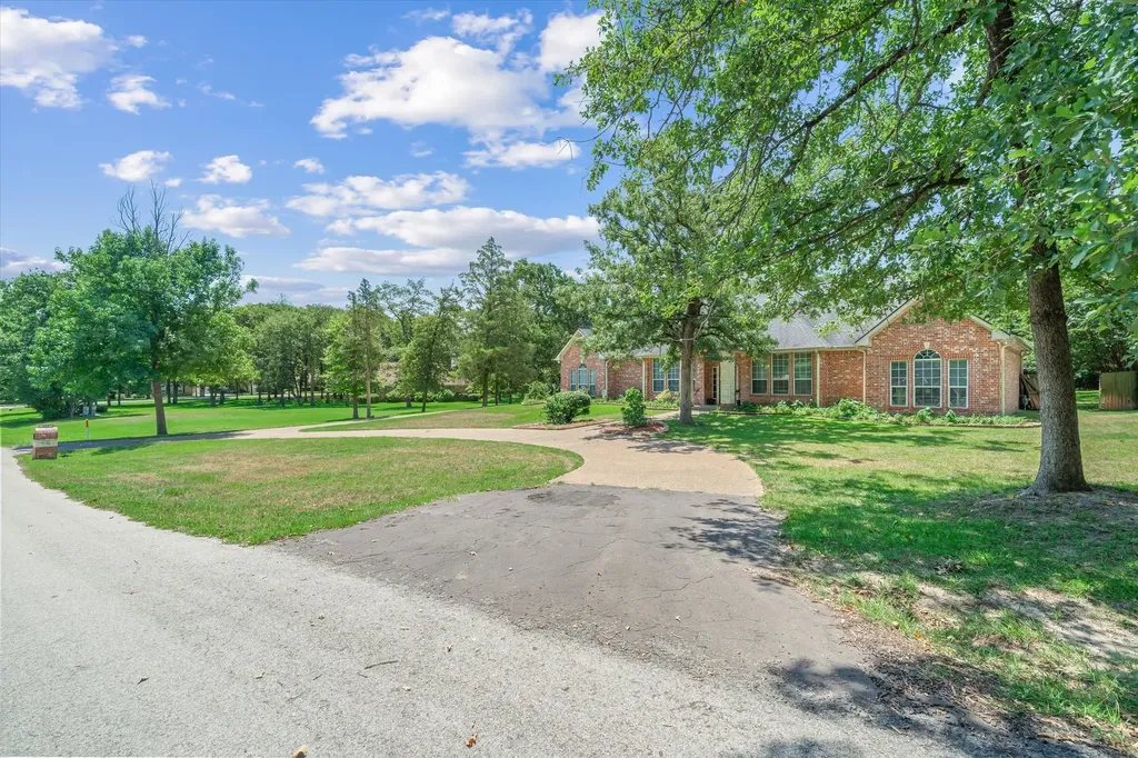 690 Cr 2310 Mineola TX 75773