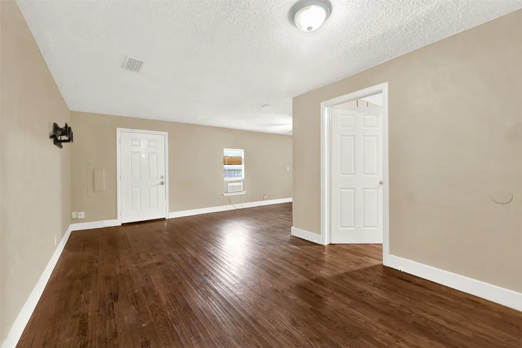 5604 Tyler Street The Colony TX 75056