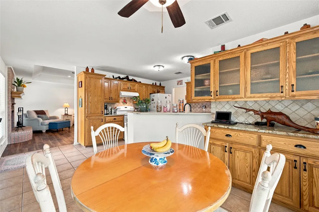 180 Bend Of The Bosque Road China Spring TX 76633