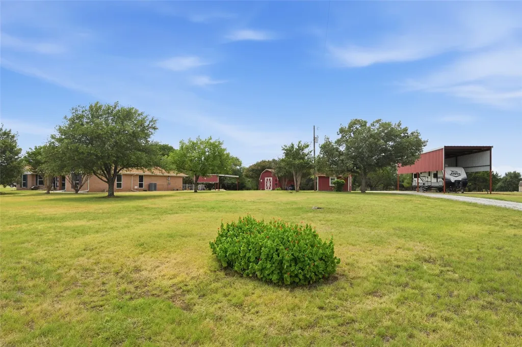 180 Bend Of The Bosque Road China Spring TX 76633