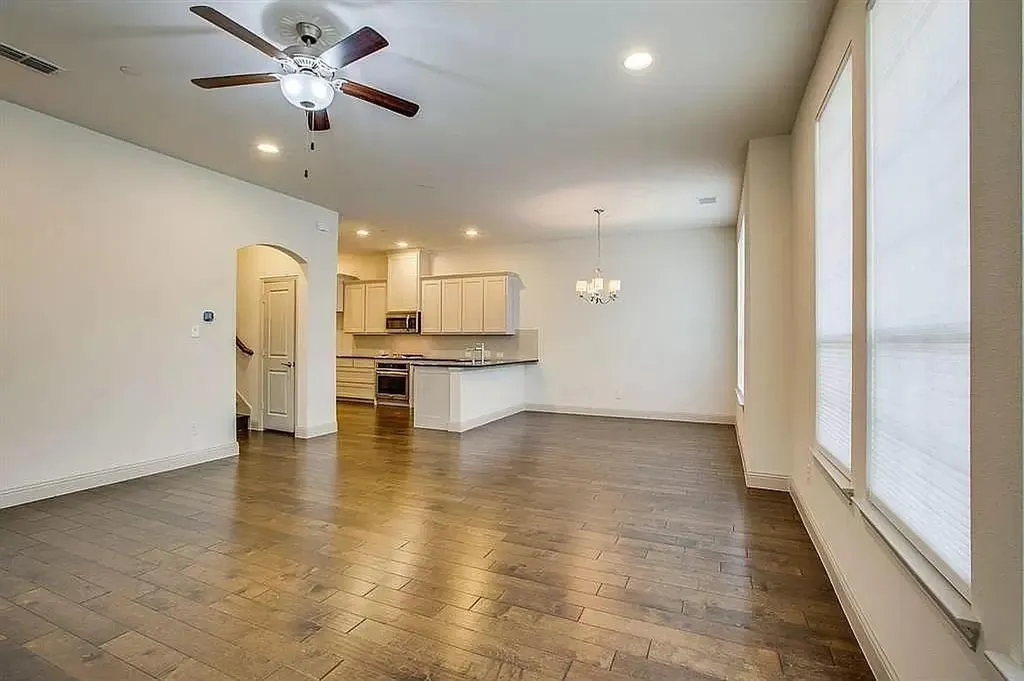 4678C Dozier Road Carrollton TX 75010
