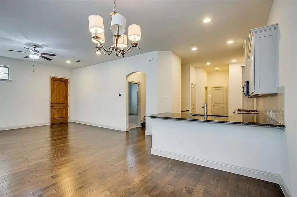 4678C Dozier Road Carrollton TX 75010