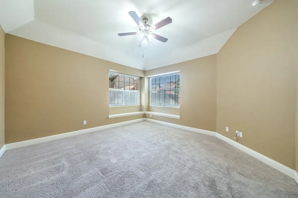 1717 Lake Eden Drive Euless TX 76039