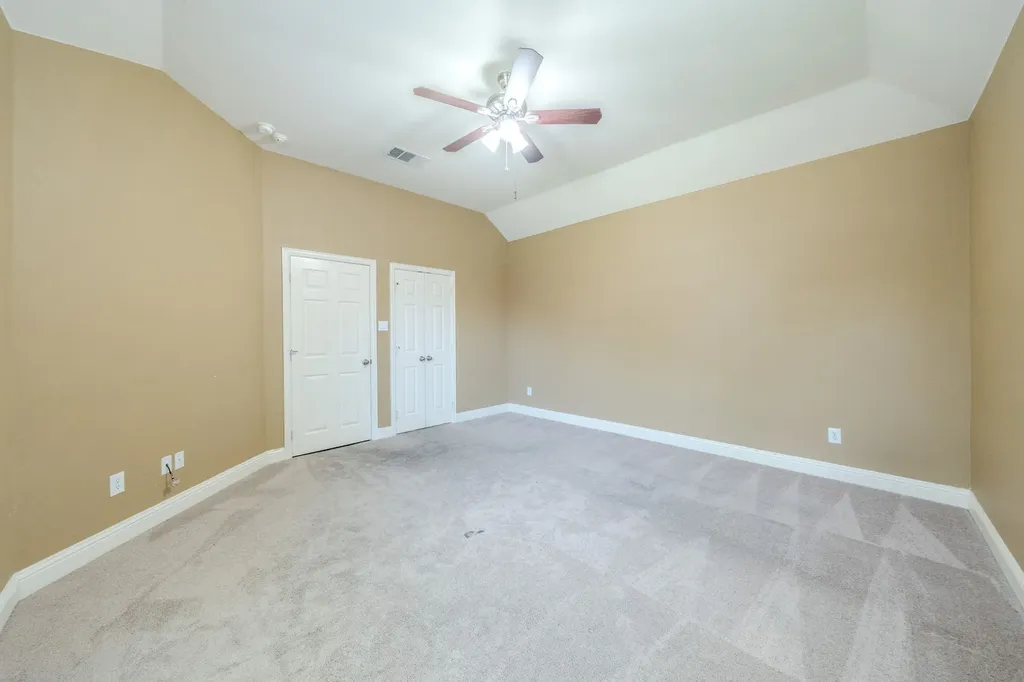 1717 Lake Eden Drive Euless TX 76039