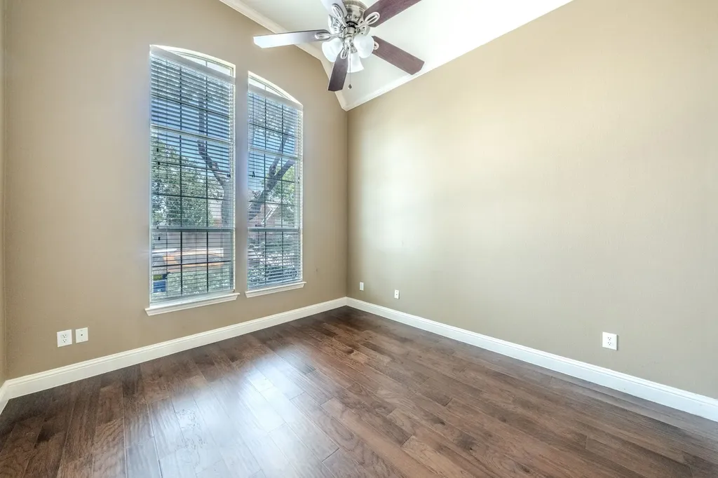 1717 Lake Eden Drive Euless TX 76039