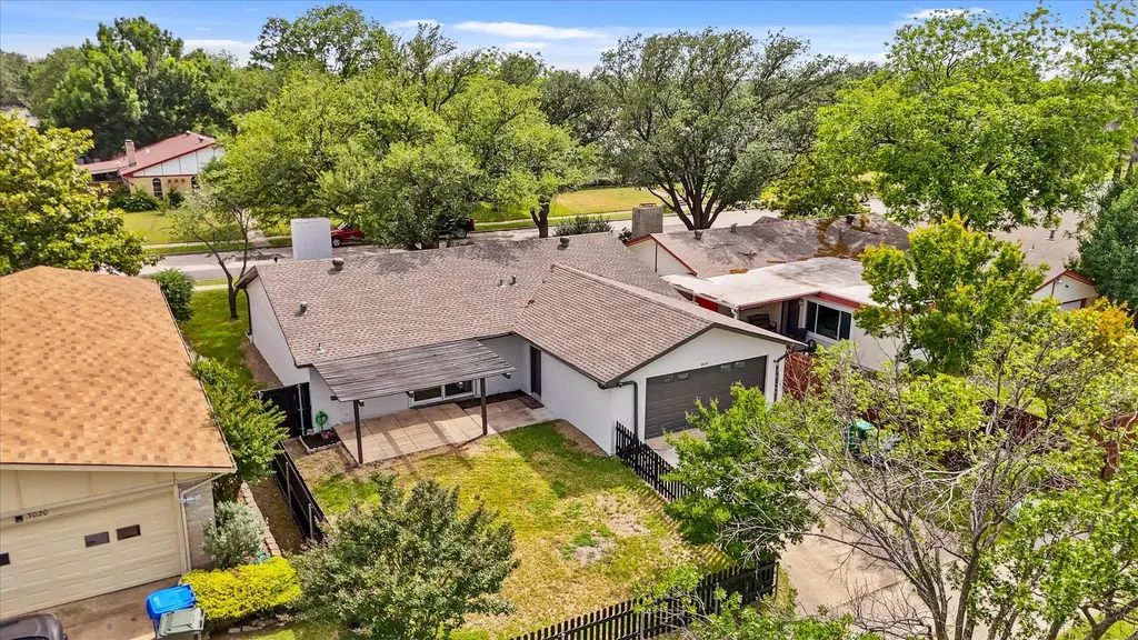 3022 Ravine Trail Carrollton TX 75007